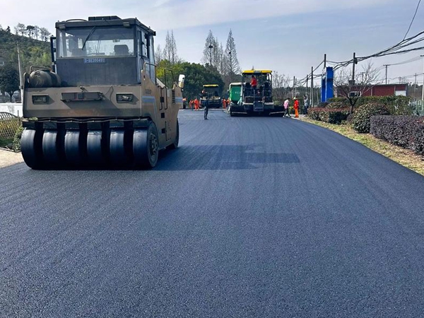 德清杭州余杭区城区沥青道路改扩建工程竣工验收