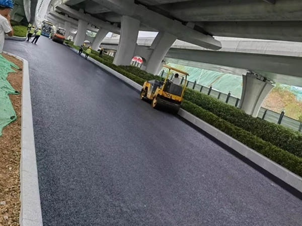 德清改性沥青路面铺设施工
